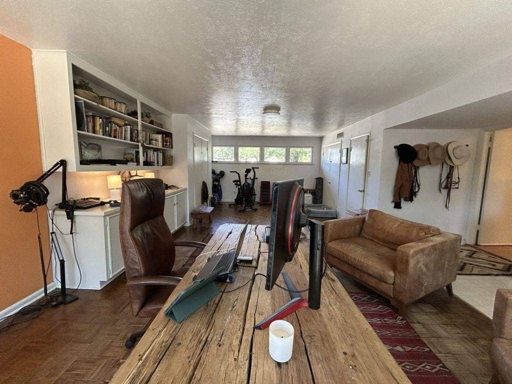 6522 Royal Lane, Dallas, TX 75230
