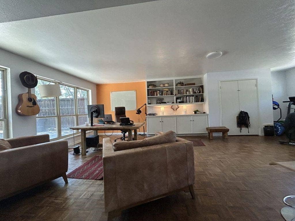 6522 Royal Lane, Dallas, TX 75230