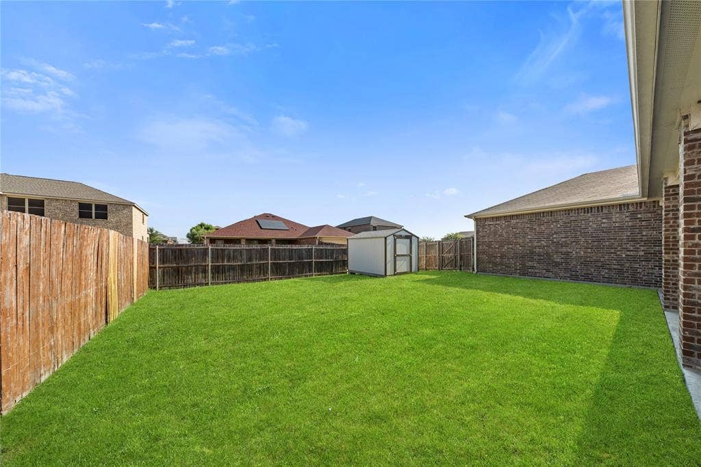 741 Jewelflower Drive, DeSoto, TX 75115 741 Jewelflower Drive, DeSoto, TX 75115