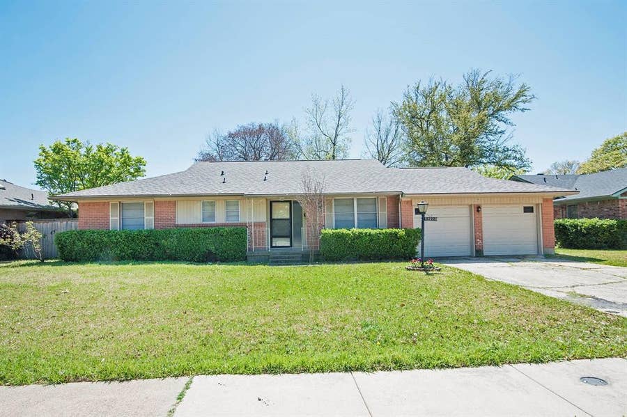 Property photo for 3222 Latham Drive, Dallas, TX
