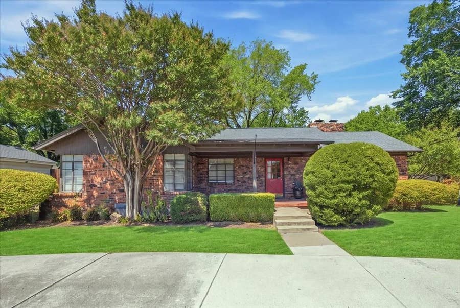Property photo for 3808 Trail Lake Drive, Fort Worth, TX