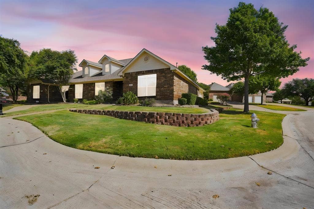 925 Cresthill Drive, #37B, Cedar Hill, TX 75104