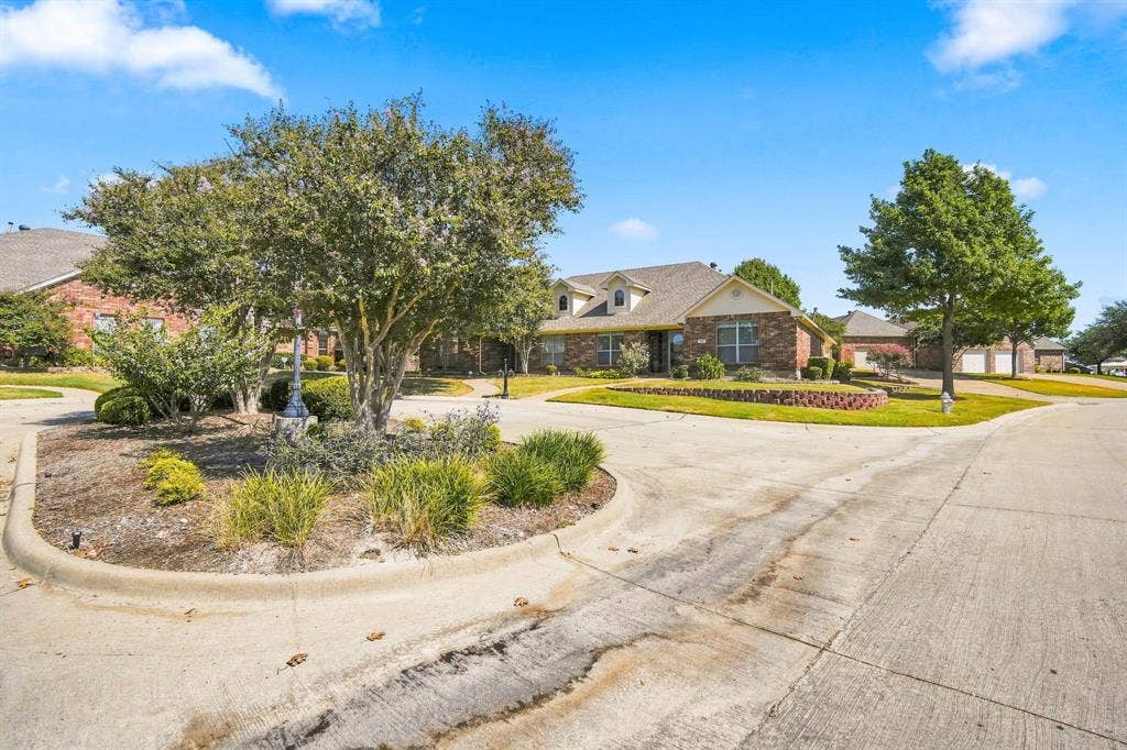 925 Cresthill Drive, #37B, Cedar Hill, TX 75104