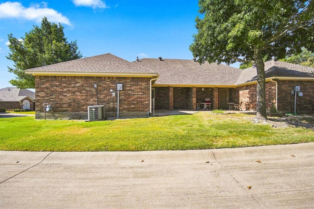 925 Cresthill Drive, #37B, Cedar Hill, TX 75104