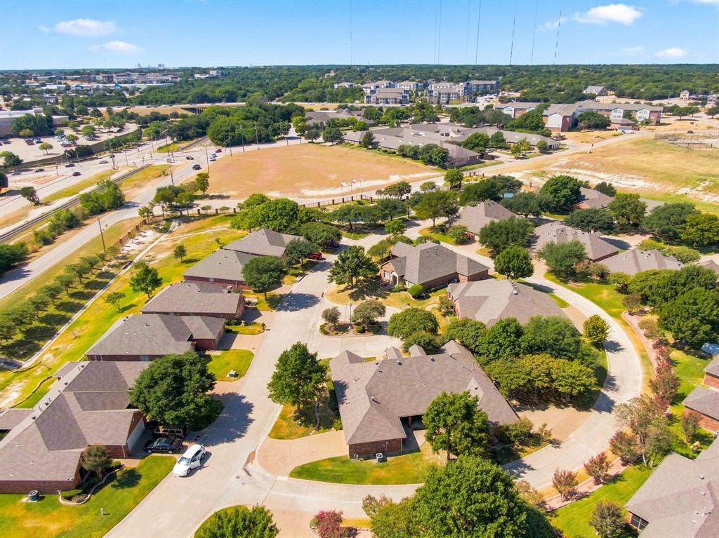 925 Cresthill Drive, #37B, Cedar Hill, TX 75104