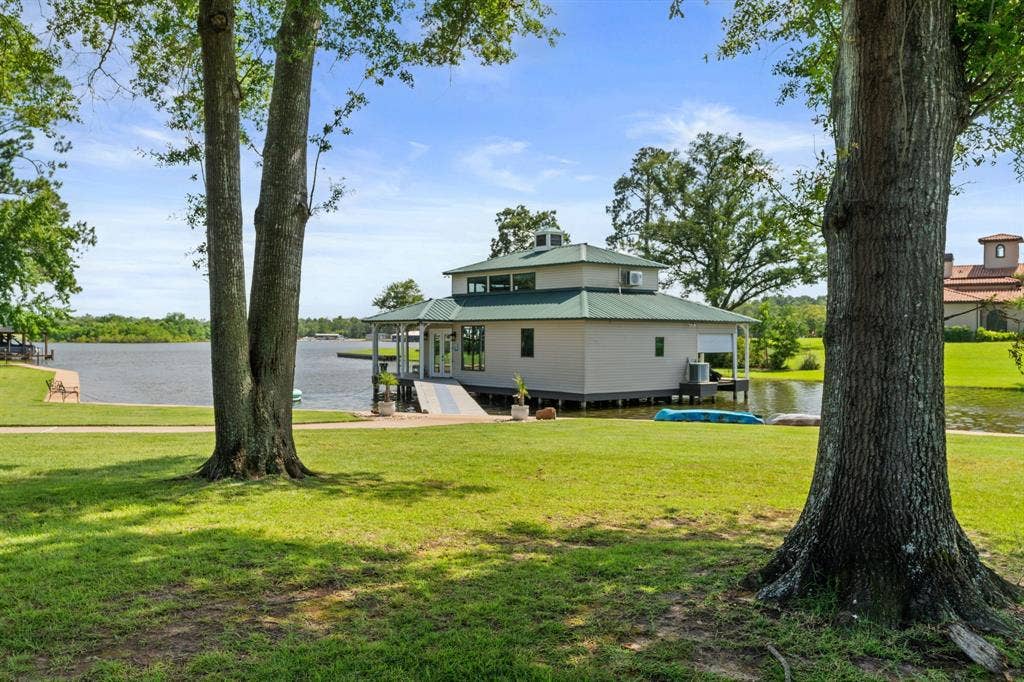 17790 Southpoint Road, Whitehouse, TX 75791 17790 Southpoint Road, Whitehouse, TX 75791