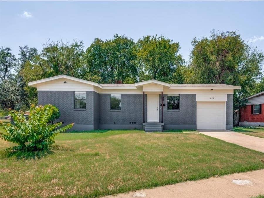 Property photo for 1208 Savage Drive, Fort Worth, TX