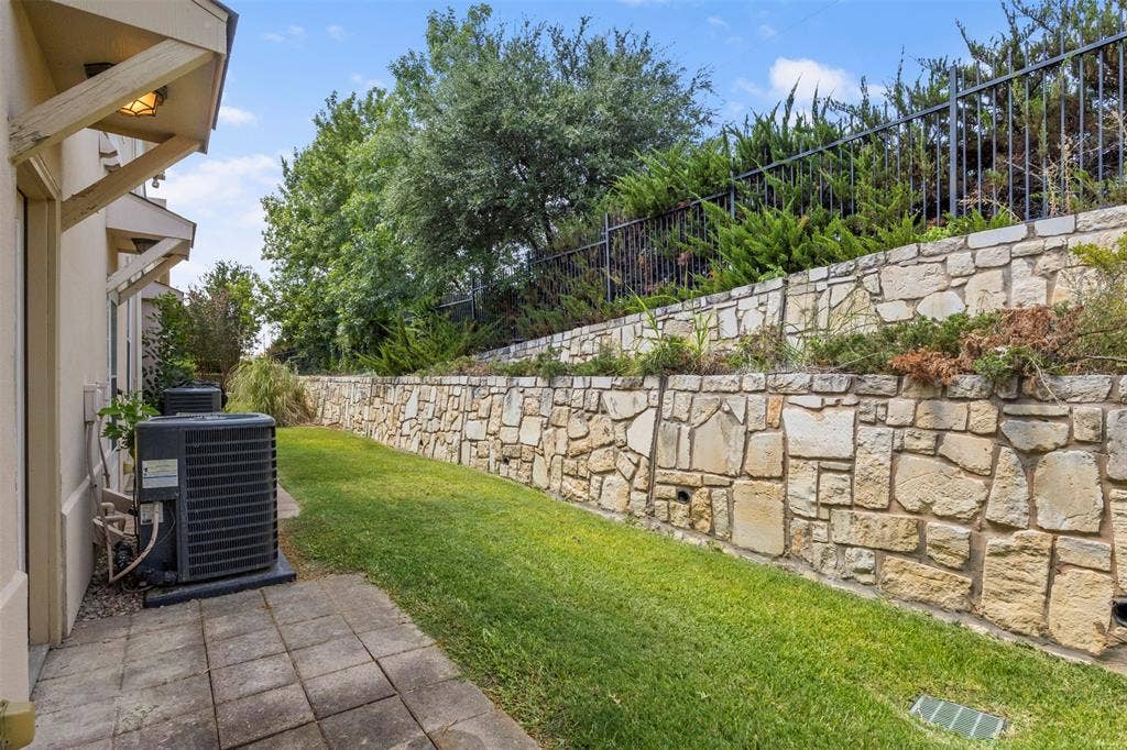 8015 Ederville Circle, Fort Worth, TX 76120