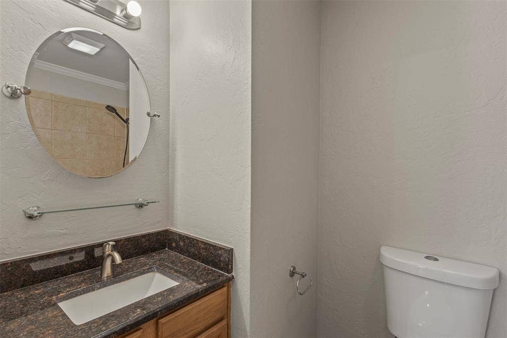 8015 Ederville Circle, Fort Worth, TX 76120