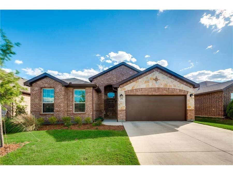 Property photo for 313 Delgany Trail, Fort Worth, TX