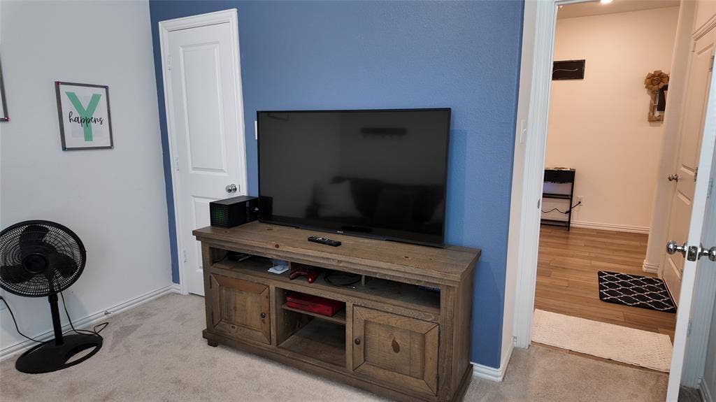1221 Pistachio Drive, Azle, TX 76020 1221 Pistachio Drive, Azle, TX 76020