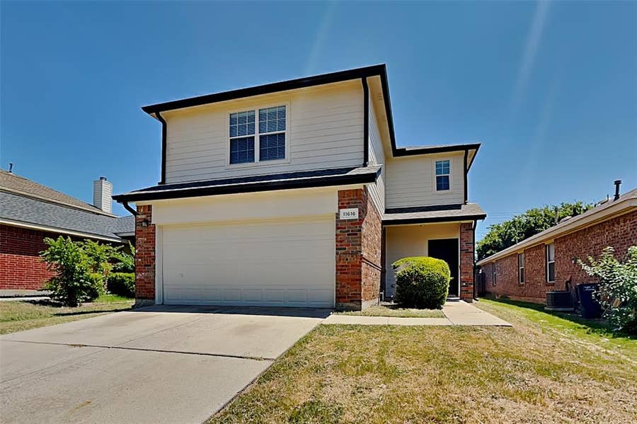 Property photo for 11616 Bobcat Drive, Fort Worth, TX