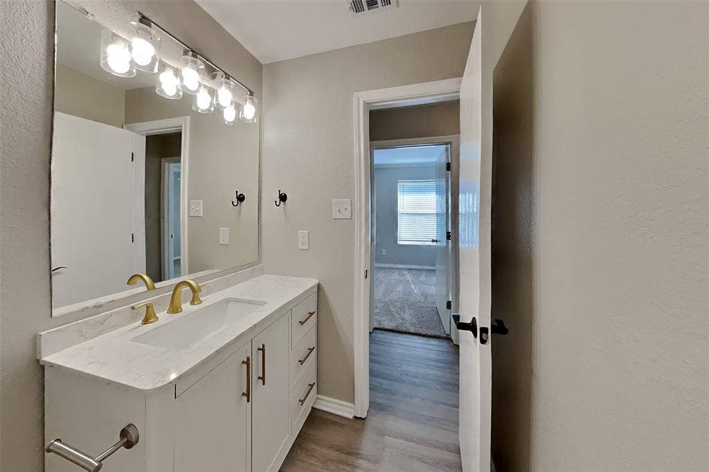 3205 Muleshoe Lane, Fort Worth, TX 76179 3205 Muleshoe Lane, Fort Worth, TX 76179