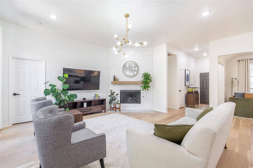 1330 Marwood Drive, Allen, TX 75013 1330 Marwood Drive, Allen, TX 75013