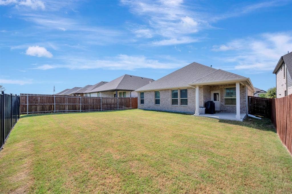 2028 Windsor Drive, Argyle, TX 76226