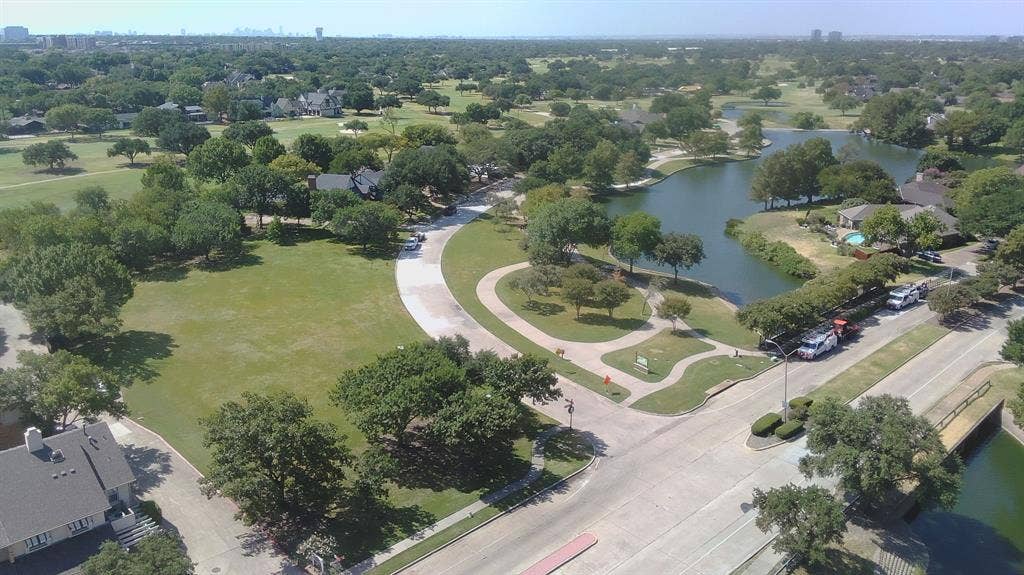 14800 Enterprise Drive, #14B, Farmers Branch, TX 75234 View of Ken Rymer Park with walking trails and pond