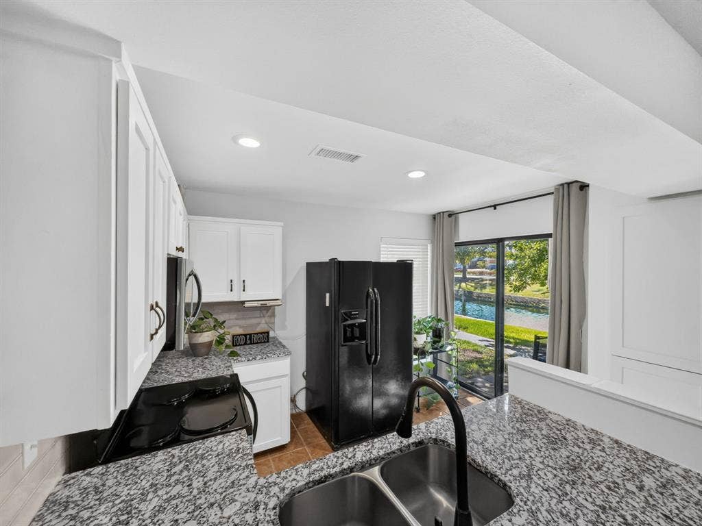 14800 Enterprise Drive, #14B, Farmers Branch, TX 75234 14800 Enterprise Drive, #14B, Farmers Branch, TX 75234