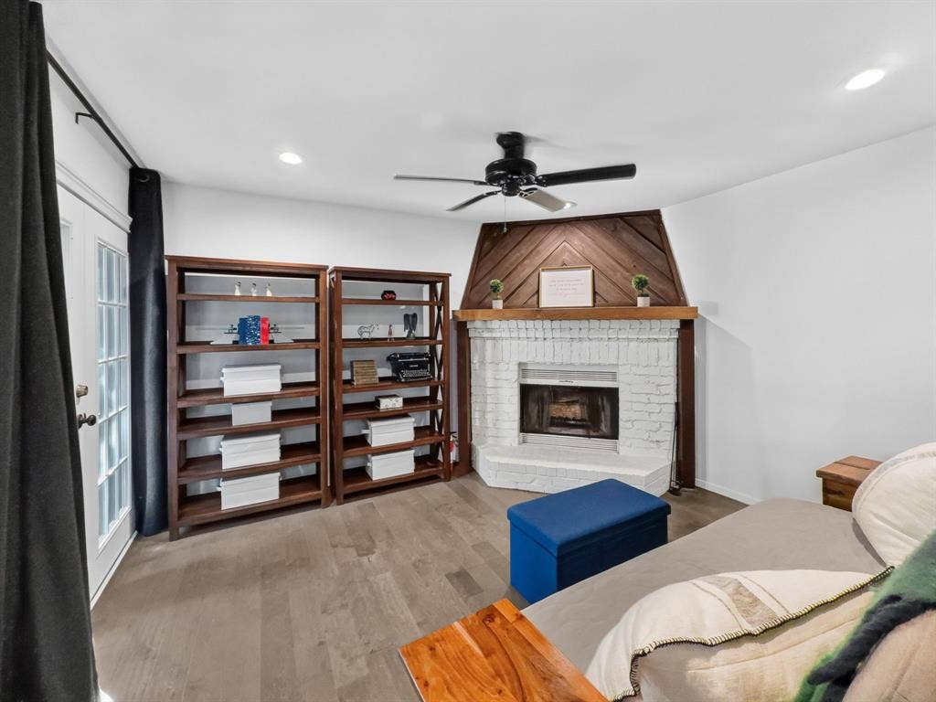14800 Enterprise Drive, #14B, Farmers Branch, TX 75234 14800 Enterprise Drive, #14B, Farmers Branch, TX 75234