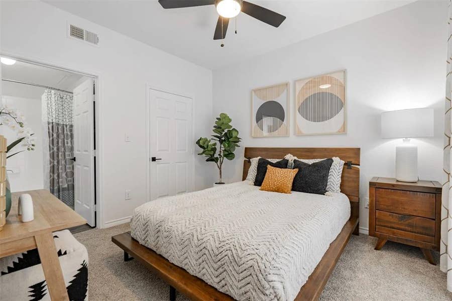 Property photo for 1600 N 9th Street, #B1R, Midlothian, TX