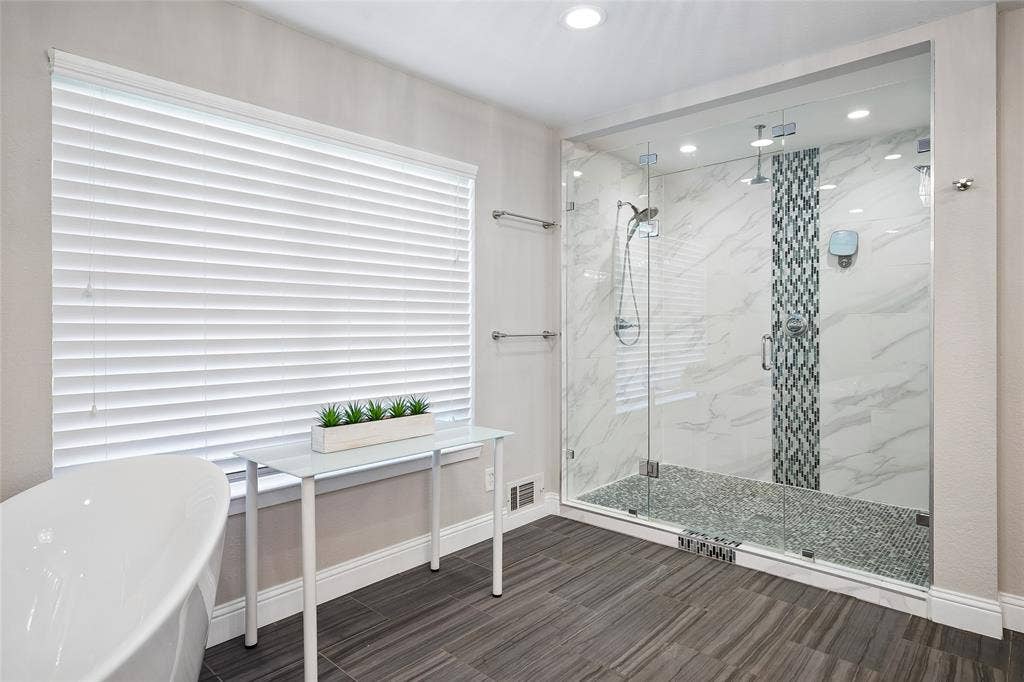 9614 Brentgate Drive, Dallas, TX 75238 9614 Brentgate Drive, Dallas, TX 75238