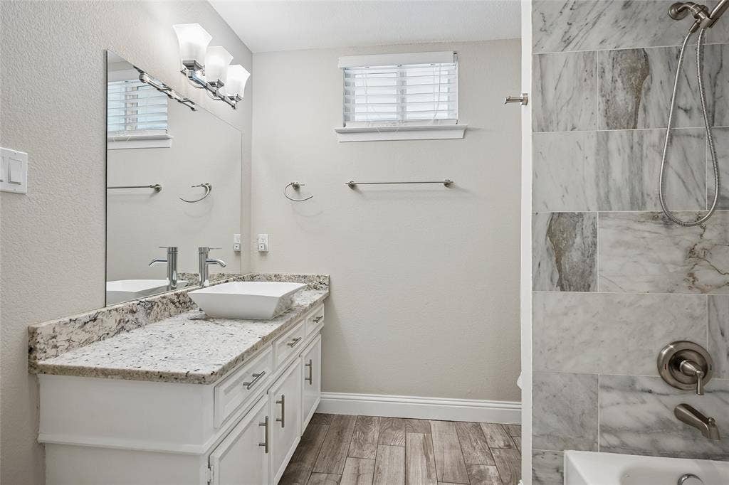 9614 Brentgate Drive, Dallas, TX 75238 9614 Brentgate Drive, Dallas, TX 75238