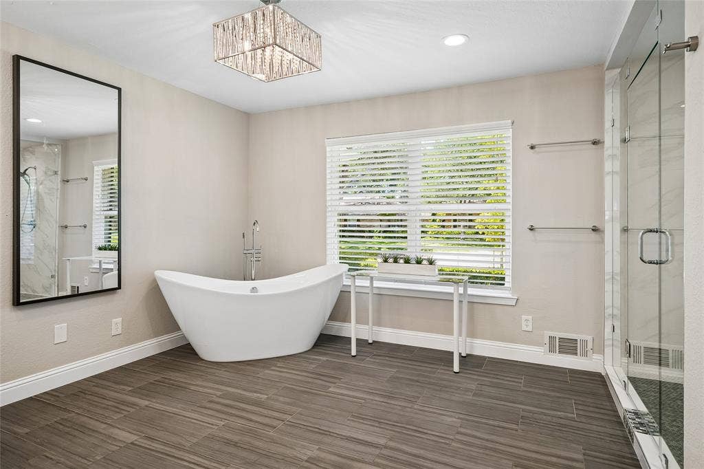 9614 Brentgate Drive, Dallas, TX 75238 9614 Brentgate Drive, Dallas, TX 75238