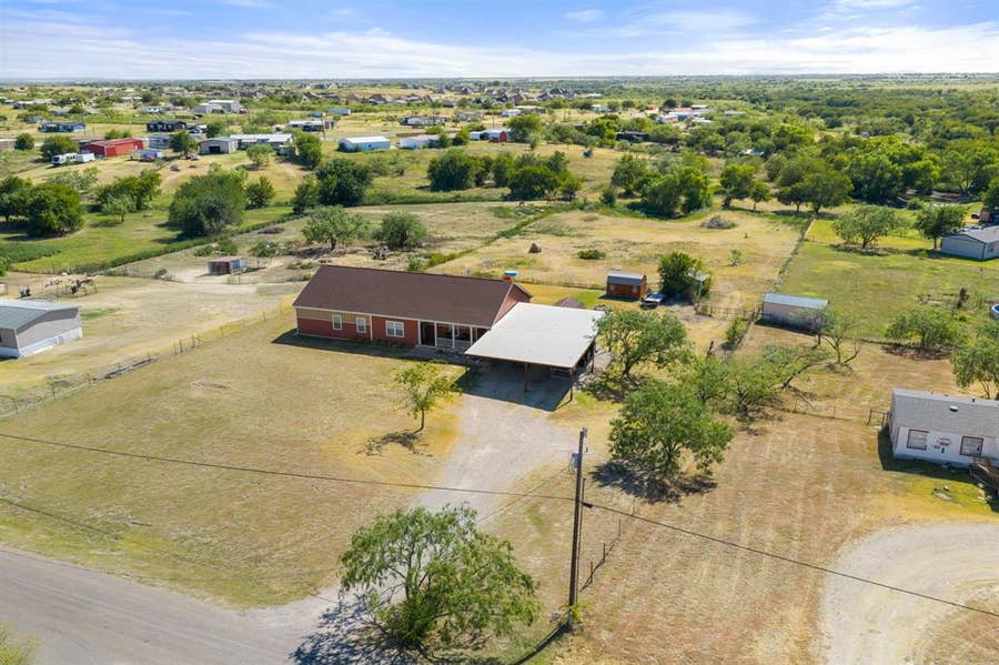 Property photo for 737 Bunk House Drive, Venus, TX