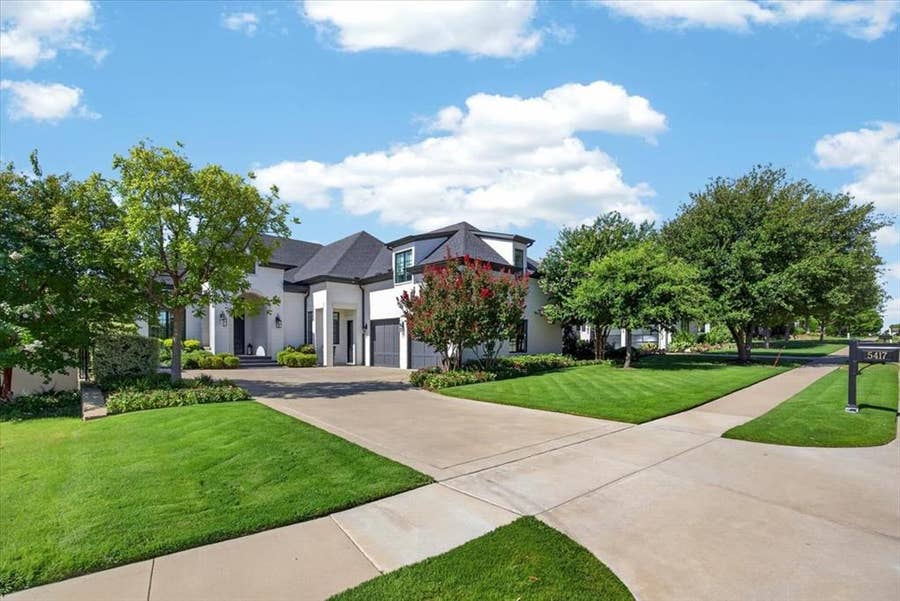 Property photo for 5417 Huntly Drive, Fort Worth, TX