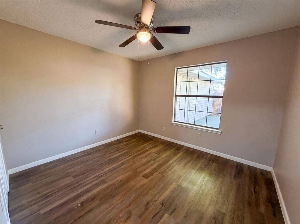 1503 Curtis Lane, Cedar Hill, TX 75104 1503 Curtis Lane, Cedar Hill, TX 75104