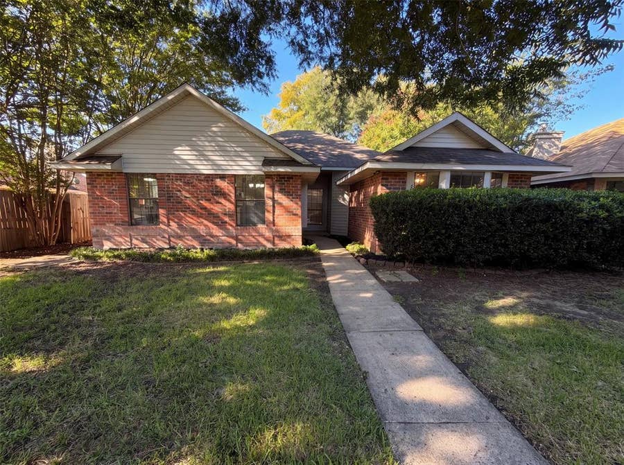Property photo for 1503 Curtis Lane, Cedar Hill, TX