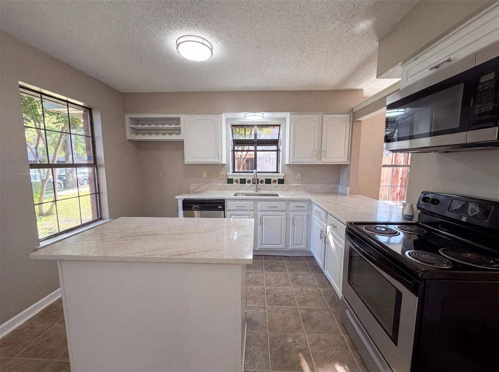 1503 Curtis Lane, Cedar Hill, TX 75104 Staged Photo