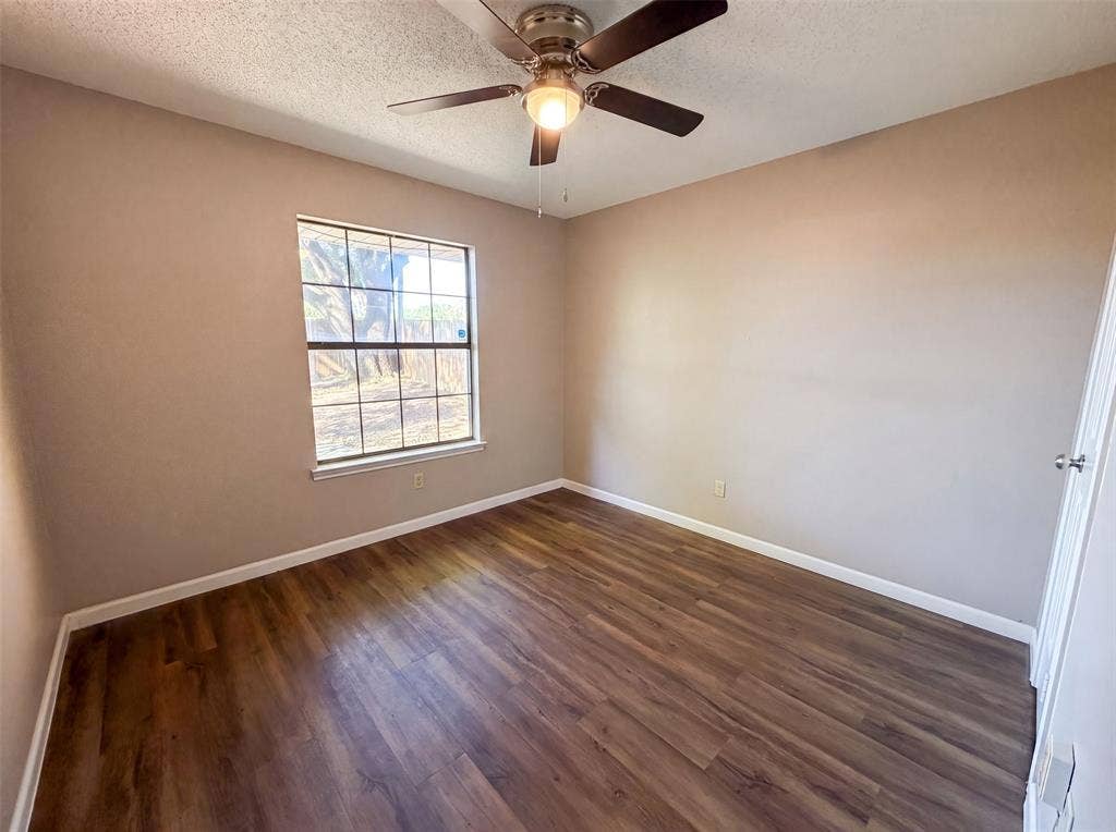 1503 Curtis Lane, Cedar Hill, TX 75104 1503 Curtis Lane, Cedar Hill, TX 75104