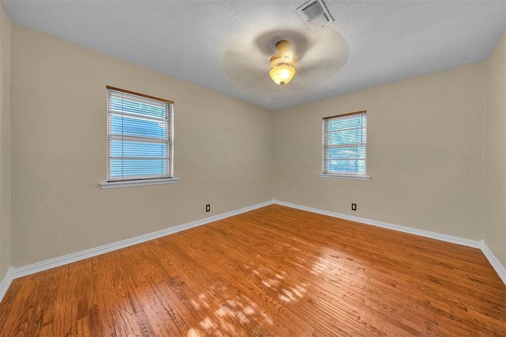 1208 Harrison Lane, Hurst, TX 76053 1208 Harrison Lane, Hurst, TX 76053