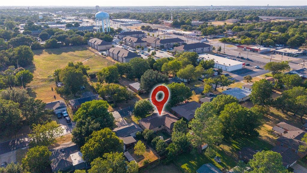 1208 Harrison Lane, Hurst, TX 76053 1208 Harrison Lane, Hurst, TX 76053