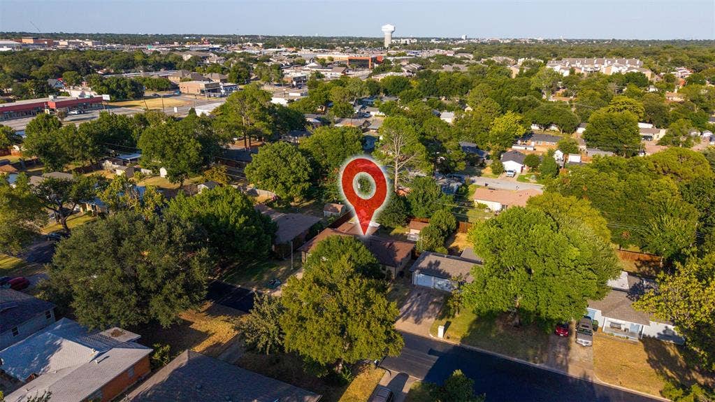 1208 Harrison Lane, Hurst, TX 76053 1208 Harrison Lane, Hurst, TX 76053