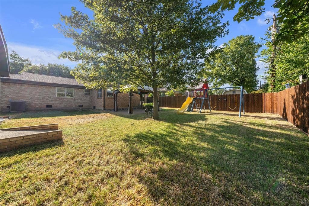 1208 Harrison Lane, Hurst, TX 76053 1208 Harrison Lane, Hurst, TX 76053