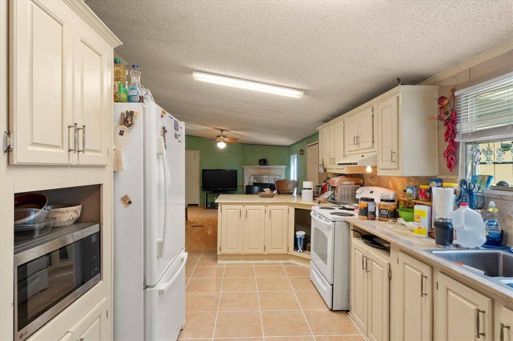 24709 N US Highway 287, Athens, TX 75751 24709 N US Highway 287, Athens, TX 75751