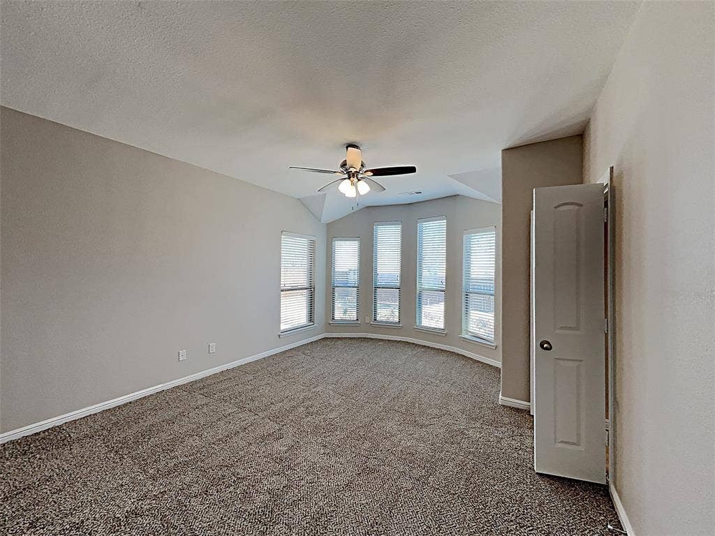 1025 Prairie Heights Drive, Fort Worth, TX 76108 1025 Prairie Heights Drive, Fort Worth, TX 76108