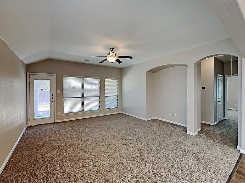 1025 Prairie Heights Drive, Fort Worth, TX 76108 1025 Prairie Heights Drive, Fort Worth, TX 76108