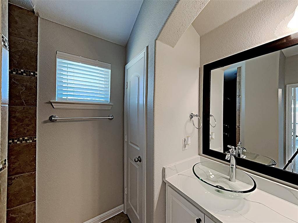 1025 Prairie Heights Drive, Fort Worth, TX 76108 1025 Prairie Heights Drive, Fort Worth, TX 76108