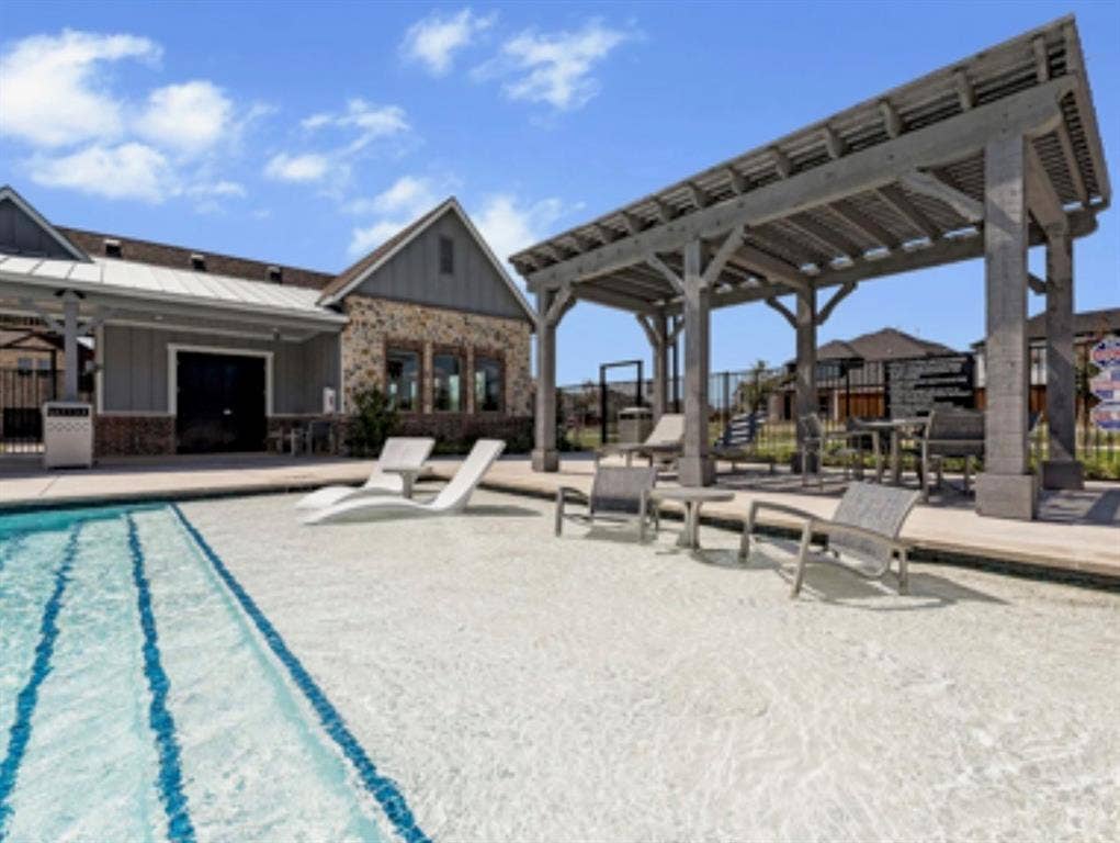 3210 Mattie Grey Lane, Melissa, TX 75454 View of community pool