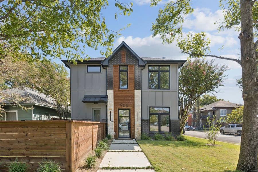 Property photo for 900 Haines Avenue, Dallas, TX