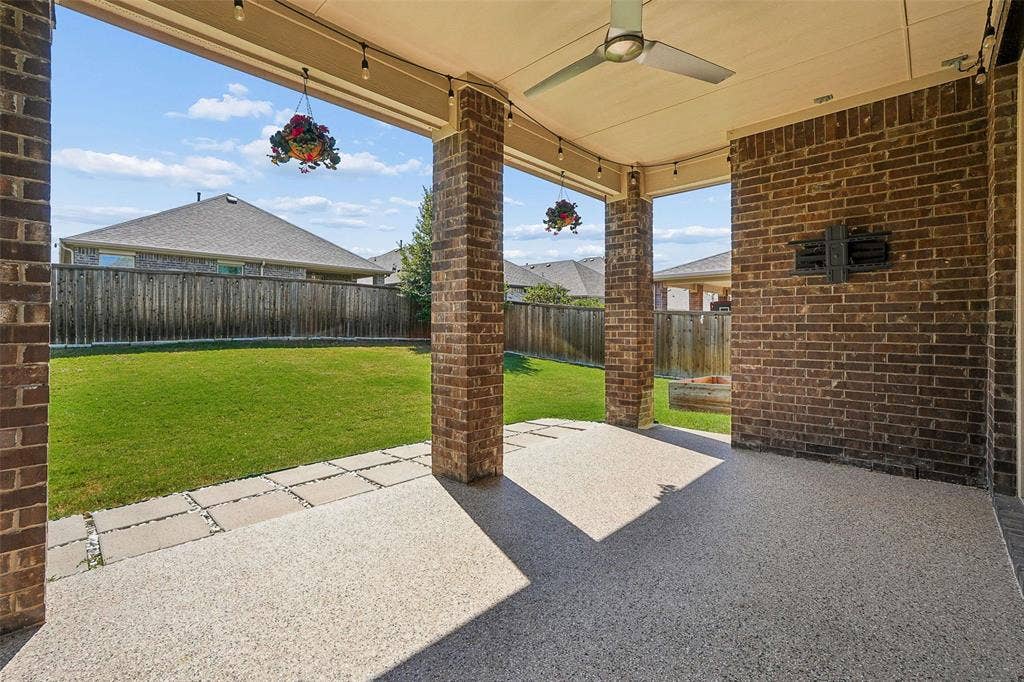 8028 Hickory Branch Drive, Frisco, TX 75034 8028 Hickory Branch Drive, Frisco, TX 75034