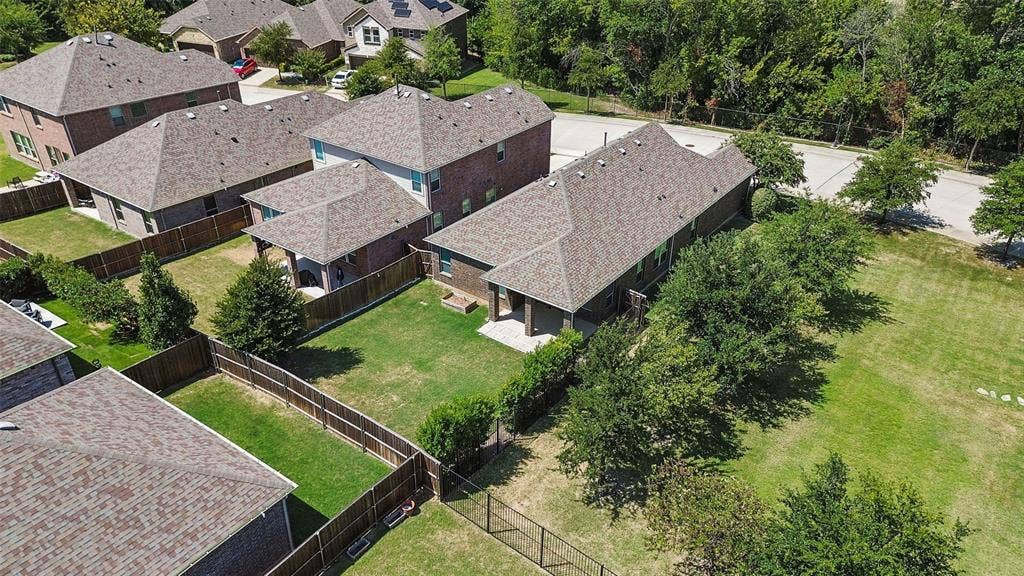 8028 Hickory Branch Drive, Frisco, TX 75034 8028 Hickory Branch Drive, Frisco, TX 75034