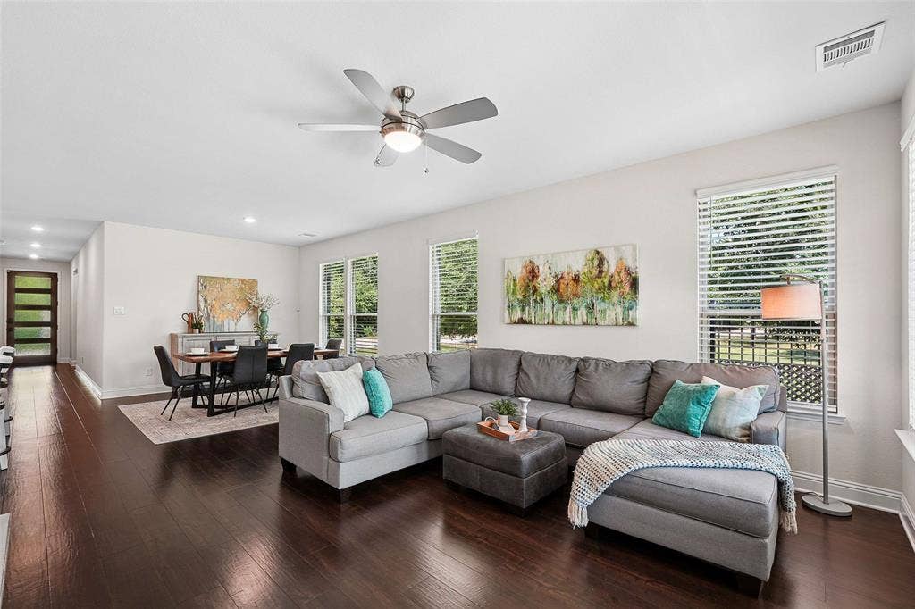 8028 Hickory Branch Drive, Frisco, TX 75034 8028 Hickory Branch Drive, Frisco, TX 75034