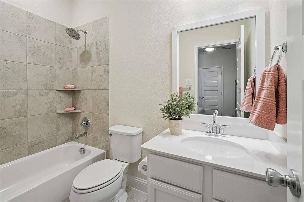 8028 Hickory Branch Drive, Frisco, TX 75034 8028 Hickory Branch Drive, Frisco, TX 75034