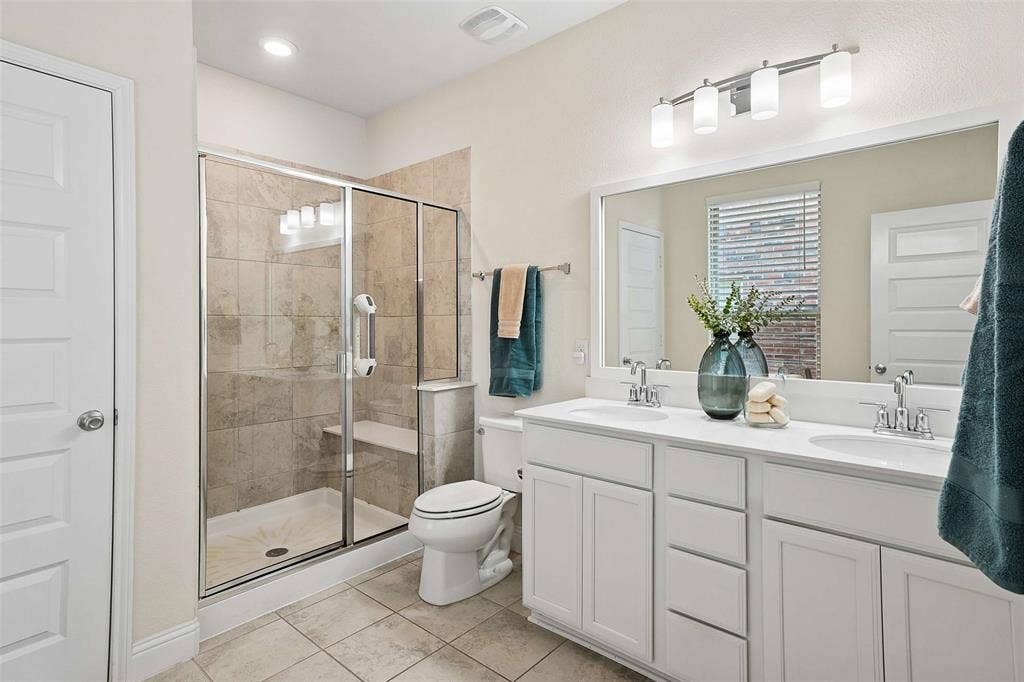 8028 Hickory Branch Drive, Frisco, TX 75034 8028 Hickory Branch Drive, Frisco, TX 75034