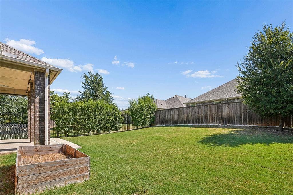 8028 Hickory Branch Drive, Frisco, TX 75034 8028 Hickory Branch Drive, Frisco, TX 75034