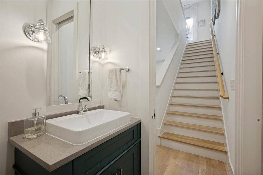 4220 Hawthorne Avenue, #103, Dallas, TX 75219