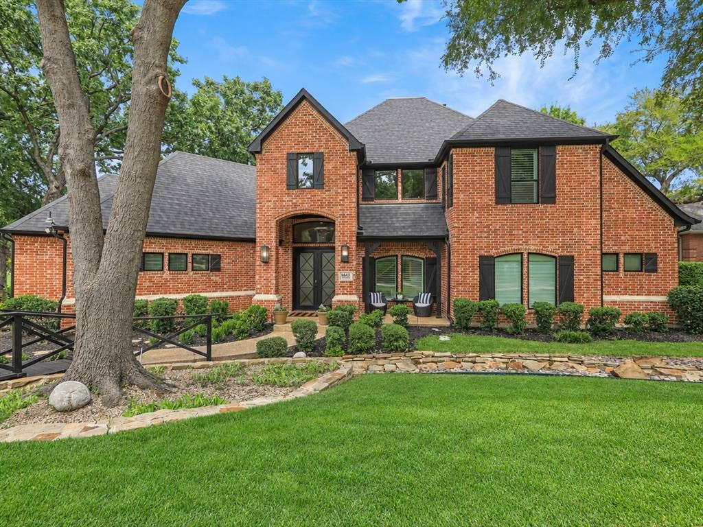 6645 Castle Pines Drive, Plano, TX 75093 6645 Castle Pines Drive, Plano, TX 75093